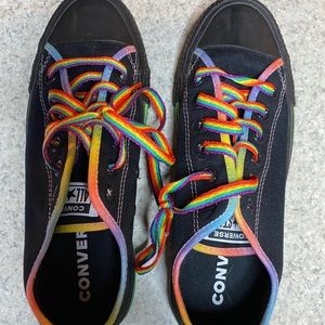 Rainbow converse size 7
